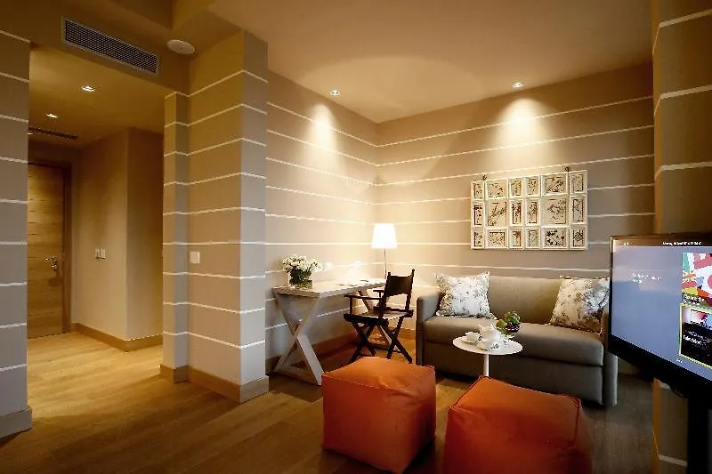 Tenuta De L'Annunziata - Natural Relais Уджате